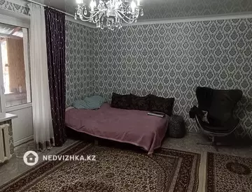 1-комнатная квартира, этаж 2 из 2, 42 м²