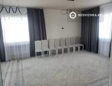 4-комнатный дом, 8 соток, 120 м²