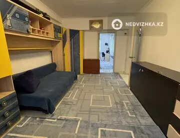 2-комнатная квартира, этаж 2 из 4, 52 м²