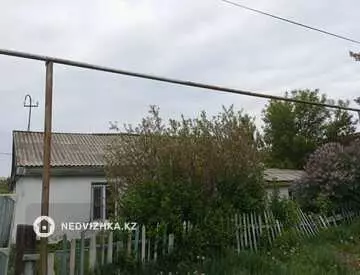 4-комнатный дом, 60.2 соток, 60 м², на длительный срок