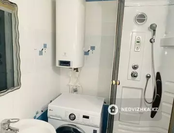 2-комнатная квартира, этаж 2 из 6, 51 м², на длительный срок