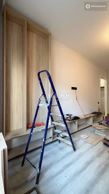 2-комнатная квартира, этаж 4 из 12, 42 м²