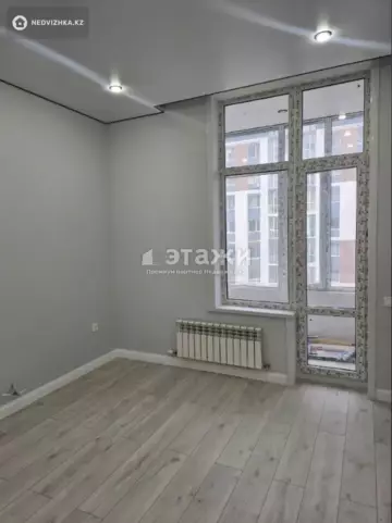 1-комнатная квартира, этаж 3 из 8, 42 м²