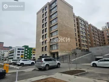 1-комнатная квартира, этаж 3 из 8, 42 м²
