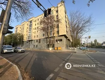 3-комнатная квартира, этаж 2 из 5, 117 м²