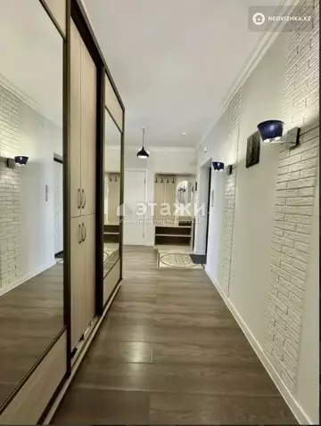 2-комнатная квартира, этаж 20 из 21, 60 м²