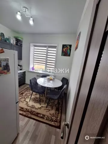 2-комнатная квартира, этаж 2 из 3, 46 м²