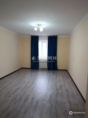 1-комнатная квартира, этаж 3 из 5, 30 м²
