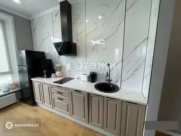 3-комнатная квартира, этаж 2 из 12, 56 м²