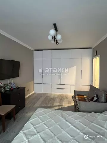 2-комнатная квартира, этаж 8 из 9, 67 м²