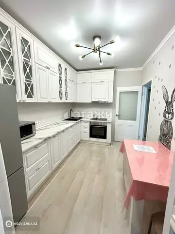 1-комнатная квартира, этаж 10 из 16, 33 м²