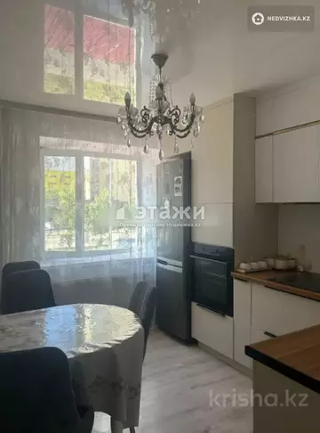 3-комнатная квартира, этаж 1 из 10, 73 м²