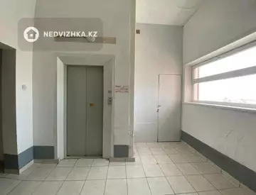 1-комнатная квартира, этаж 9 из 9, 49 м²