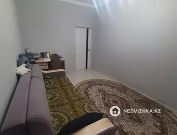 1-комнатная квартира, этаж 3 из 9, 45 м²