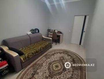 1-комнатная квартира, этаж 3 из 9, 45 м²
