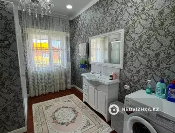 4-комнатный дом, 10 соток, 132 м²