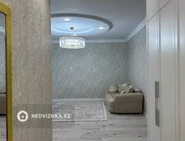 2-комнатная квартира, этаж 8 из 10, 103 м²