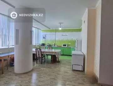 1-комнатная квартира, этаж 9 из 10, 65 м²