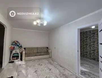2-комнатная квартира, этаж 3 из 5, 47 м²