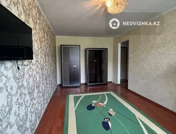 1-комнатная квартира, этаж 4 из 5, 34 м²