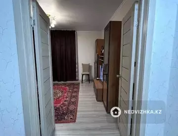 1-комнатная квартира, этаж 3 из 9, 42 м²