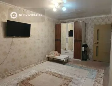 1-комнатная квартира, этаж 6 из 10, 46 м²