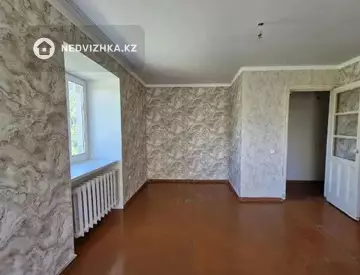 1-комнатная квартира, этаж 3 из 5, 30 м²