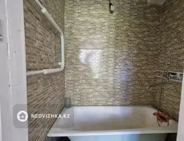 1-комнатная квартира, этаж 3 из 5, 30 м²