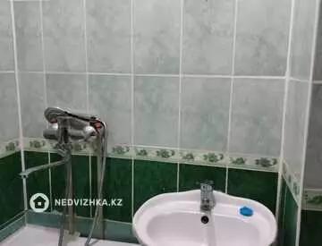 2-комнатная квартира, этаж 2 из 5, 52 м²