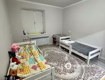 3-комнатная квартира, этаж 6 из 6, 63 м²