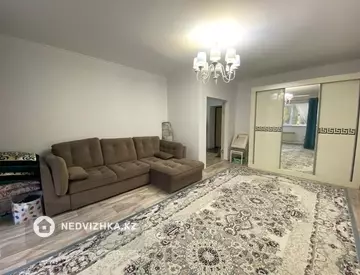 1-комнатная квартира, этаж 2 из 5, 52 м²