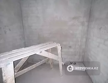 1-комнатная квартира, этаж 3 из 9, 45 м²