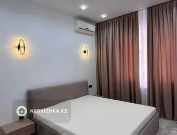 2-комнатная квартира, этаж 3 из 5, 80 м²