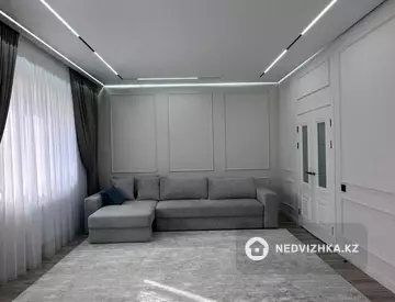 2-комнатная квартира, этаж 3 из 5, 80 м²