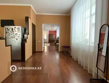 1-комнатный дуплекс, 14 соток, 420 м²