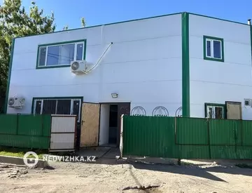 Здание, 2 этажа, 60 м²