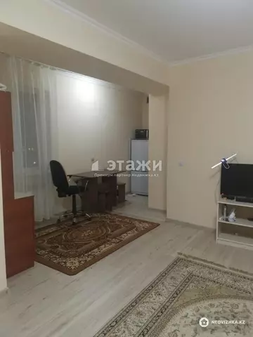 1-комнатная квартира, этаж 8 из 9, 40 м²