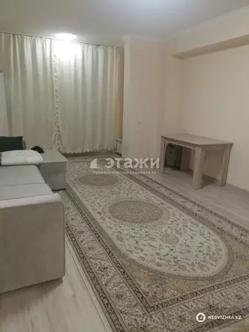 1-комнатная квартира, этаж 8 из 9, 40 м²