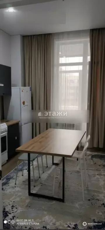 1-комнатная квартира, этаж 1 из 10, 42 м²