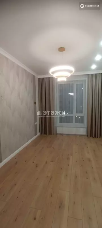2-комнатная квартира, этаж 3 из 12, 60 м²