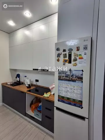 2-комнатная квартира, этаж 9 из 16, 48 м²