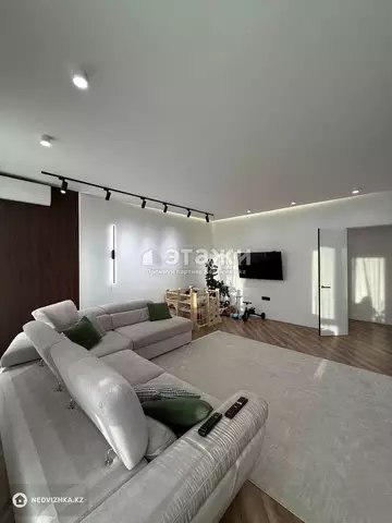 3-комнатная квартира, этаж 5 из 20, 110 м²