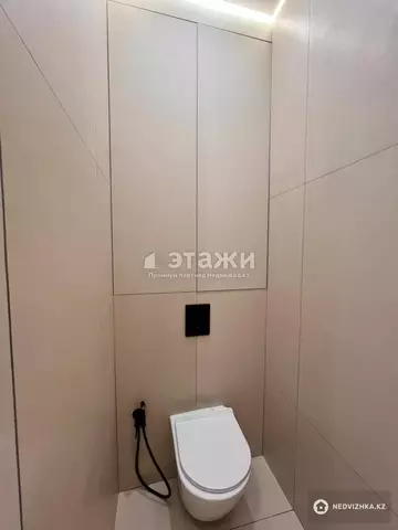 2-комнатная квартира, этаж 4 из 9, 67 м²