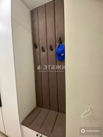 2-комнатная квартира, этаж 3 из 6, 51 м²