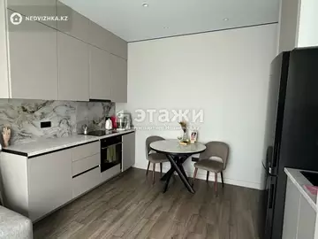 2-комнатная квартира, этаж 4 из 9, 37 м²