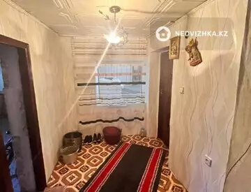 8-комнатный дом, 3 соток, 250 м²