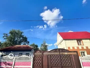 8-комнатный дом, 3 соток, 250 м²