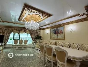 4-комнатная квартира, этаж 14 из 25, 139 м²