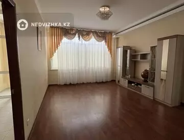 3-комнатная квартира, этаж 1 из 7, 164 м²