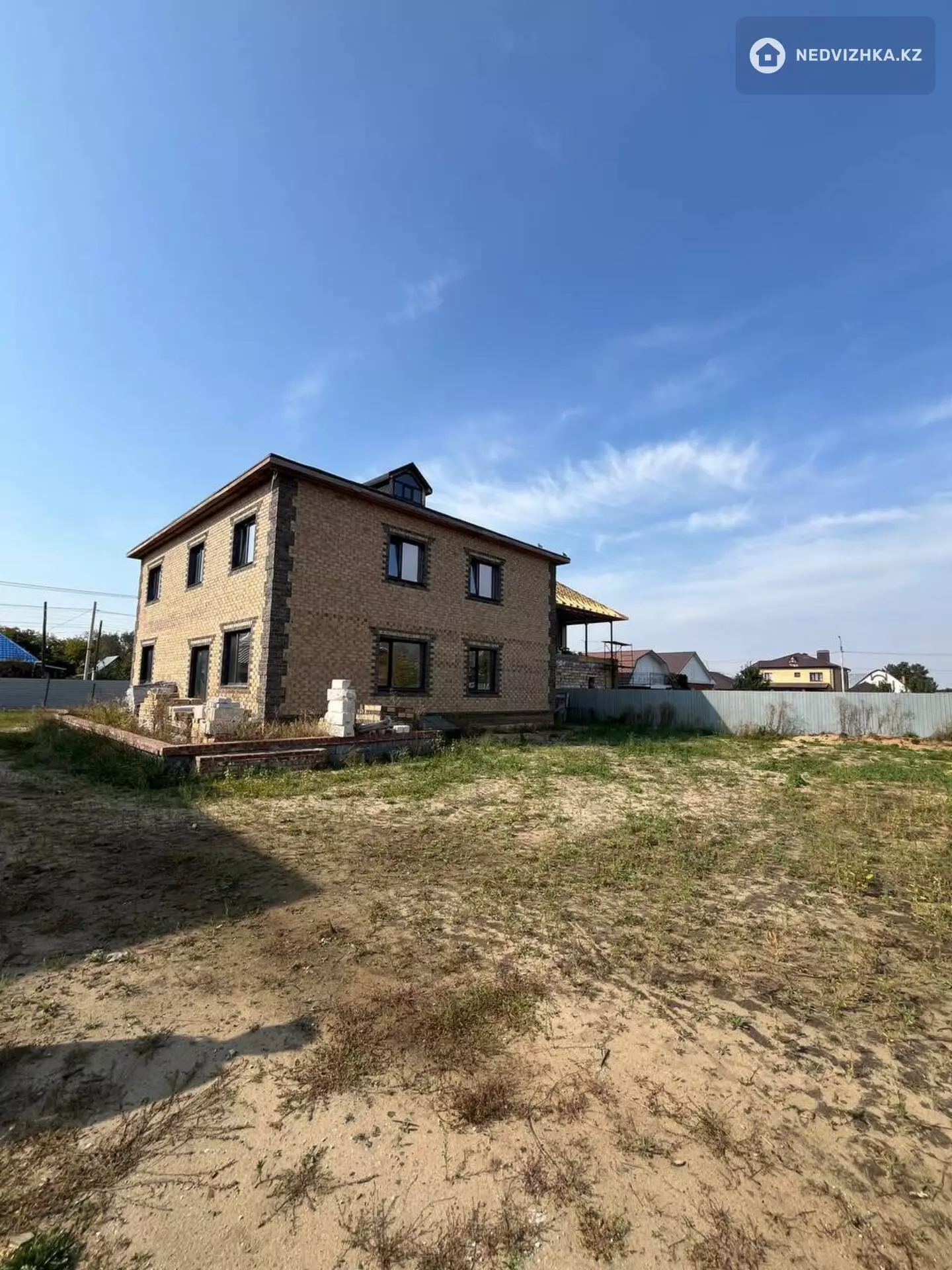 386 м², 6-комнатный дом, 12 соток, 386 м², изображение - 1